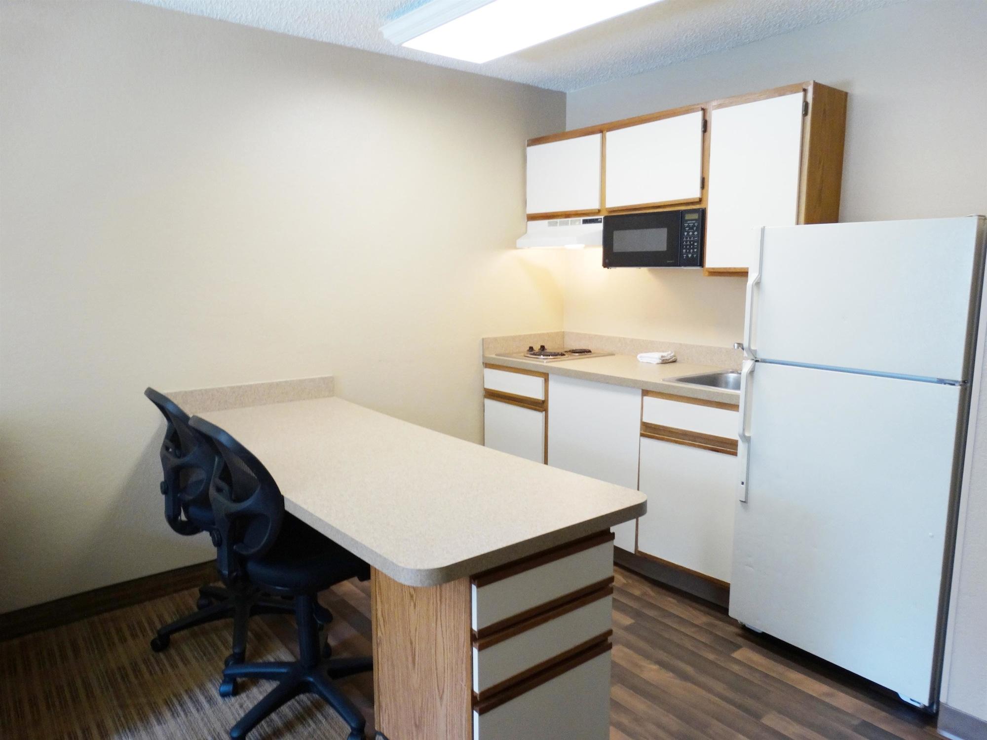Extended Stay America Select Suites - Jacksonville Salisbury Rd Southpoint Екстер'єр фото