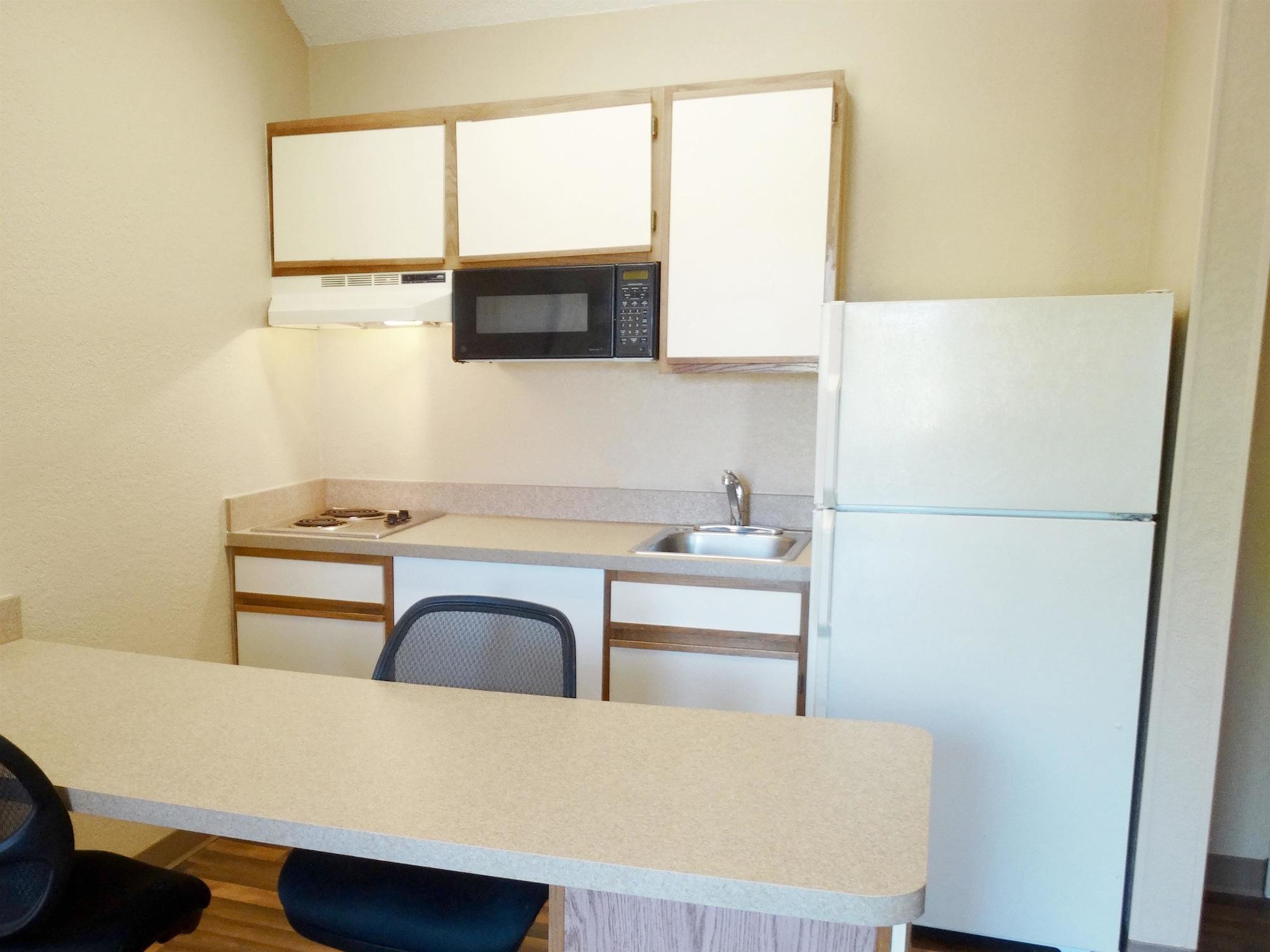 Extended Stay America Select Suites - Jacksonville Salisbury Rd Southpoint Екстер'єр фото