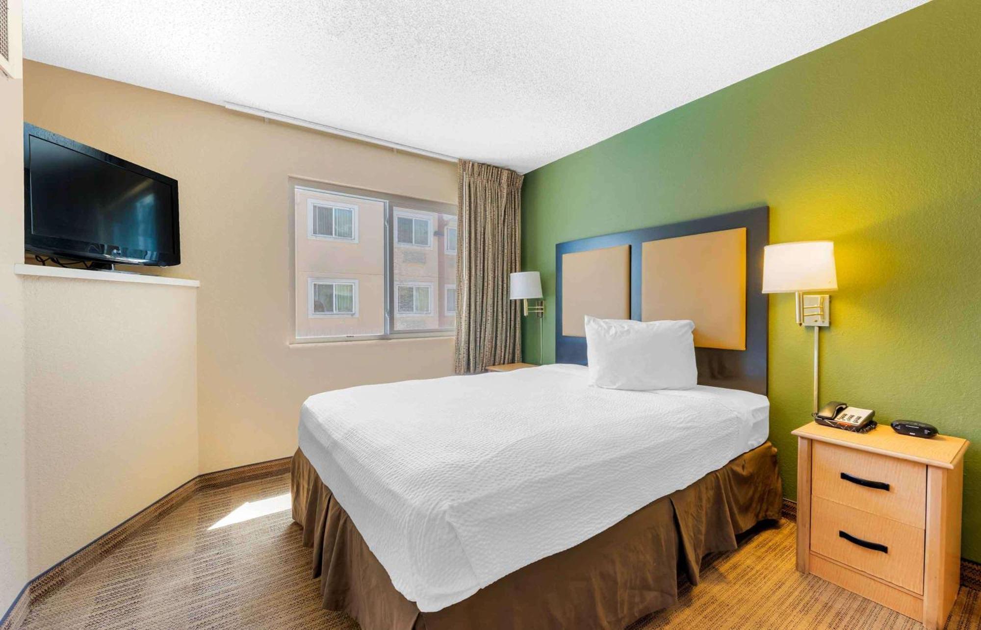 Extended Stay America Select Suites - Jacksonville Salisbury Rd Southpoint Екстер'єр фото